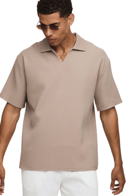 Men's Oversized Pleated V Neck Shirt
