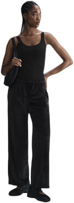 Nike Women's Chill Knit Tank Top
