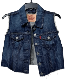 Levi's Levi Strauss M Cropped Frayed Hem Medallion Jean Vest