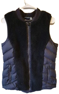 Athleta Women's Medium Responsible Down Tundra Vest Puffer Black
