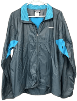 Patagonia Men's Lightweight Packable Zip Windbreaker