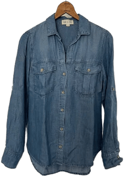 Cloth & Stone Chambray Button Down Top