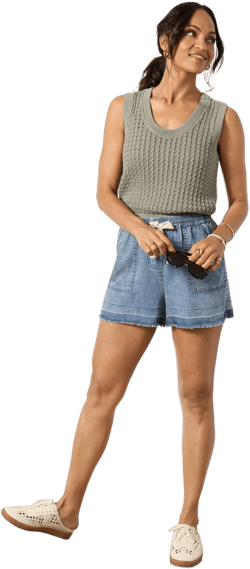 Evereve Women's Esmee Chambray Shorts