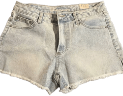 No Boundaries Women's Mid Rise Denim Shorts