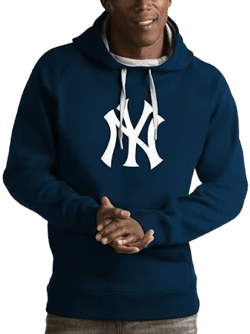 Antigua Men's New York Yankees Victory Pullover Hoodie