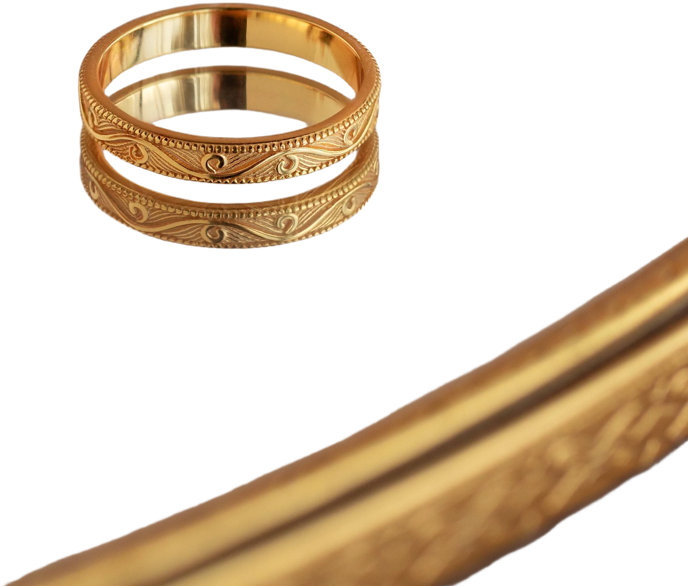 Caitlyn Minimalist 18K Gold Filigree