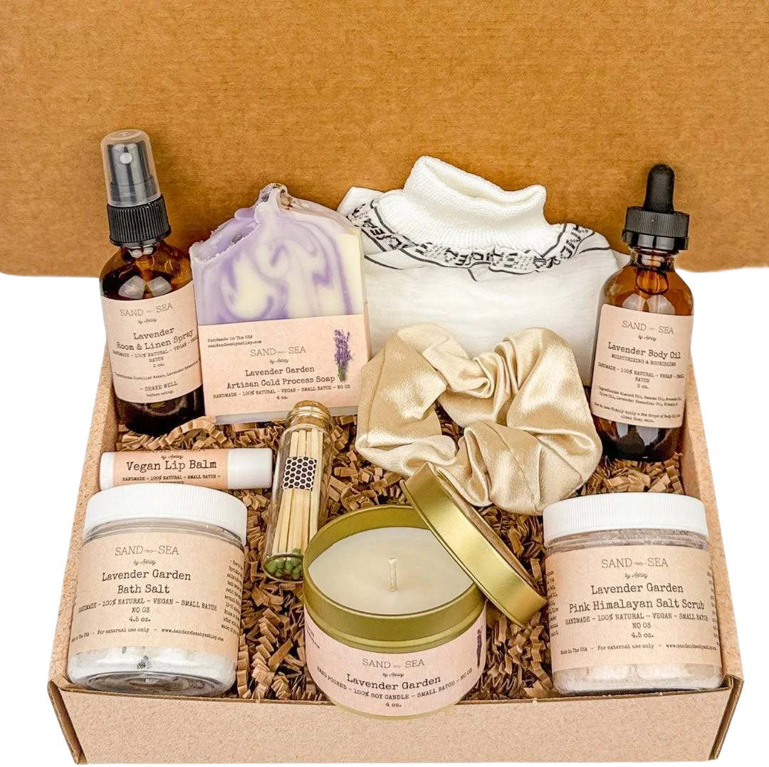 Luxury Lavender Spa Gift Basket for Women