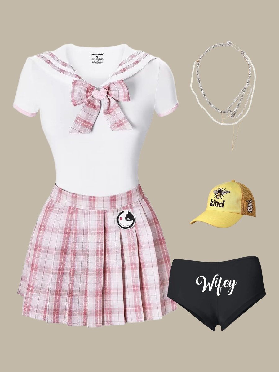 How to Dress a Newborn: Style Meets Comfort